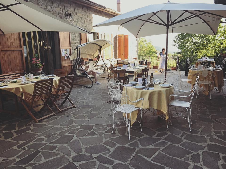 Albergo Ristorante Letizia تشيوسي ديلا فيرنا المظهر الخارجي الصورة