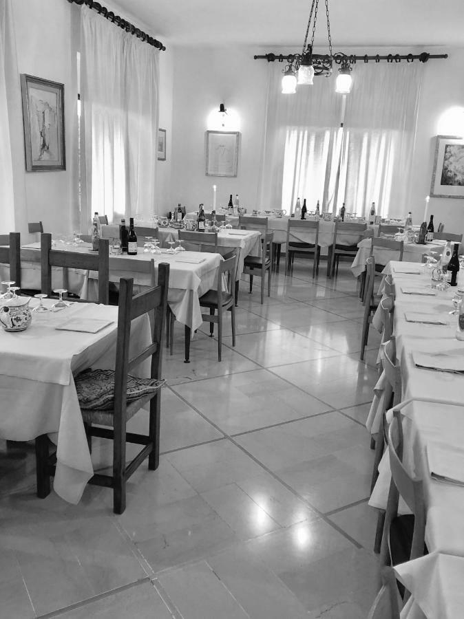 Albergo Ristorante Letizia تشيوسي ديلا فيرنا المظهر الخارجي الصورة
